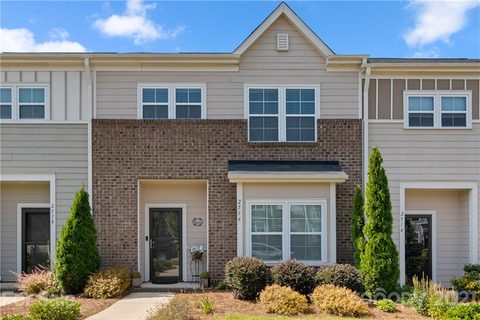 2516 Gallery Drive