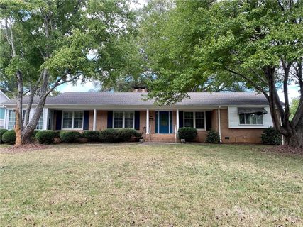 3413 Mountainbrook Road