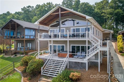 841 Lake Club Drive sold home in Lakeview Pointe, Nebo, NC