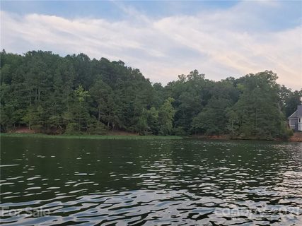 00 Forest Lake Court
