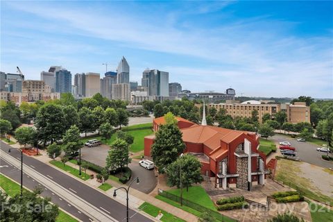 718 Trade Street 812