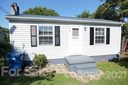 625 11th Street Place sold home in Hickory, SC
