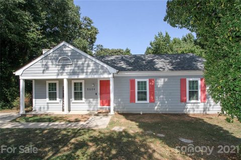 5604 Carved Oak Circle