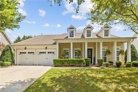 318 Miners Cove Way