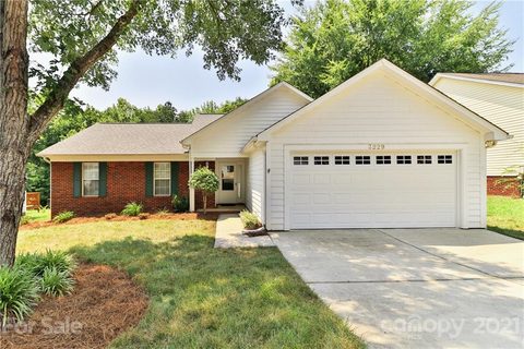 3229 Rheinwood Court