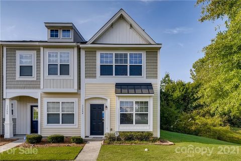 Previously sold for $233,500
