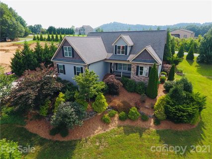 166 Tryon View Drive sold home in Deer Meadow, Flat Rock, NC