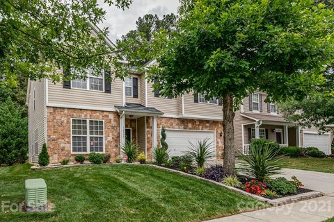 16117 Long Talon Way 13 sold home in Falcon Ridge, Charlotte, NC