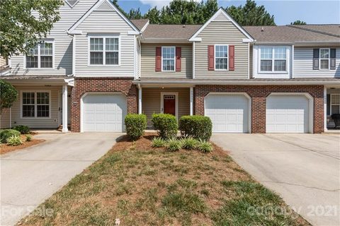 8923 Scotch Heather Way
