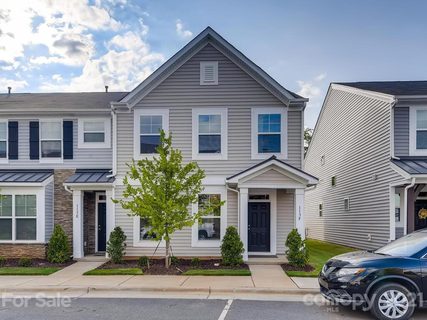 113 Synandra Drive F sold townhome in Waterlynn Grove, Mooresville, NC