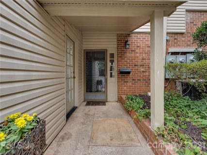 5939 Quail Hollow Road B