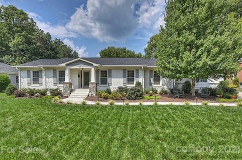 844 Nottingham Drive