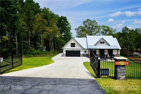 561 Rolling Road 23 sold home in Hidden Hills, Lexington, NC