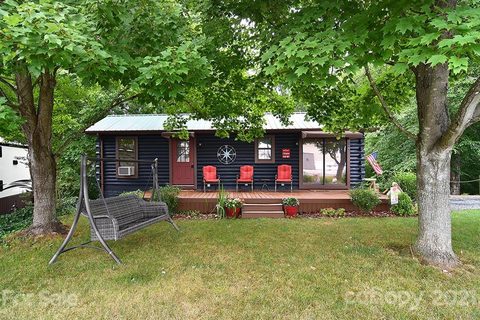 170 Grand View Drive
