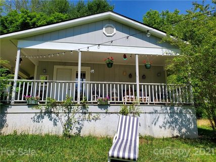 12 Fox Ridge Drive