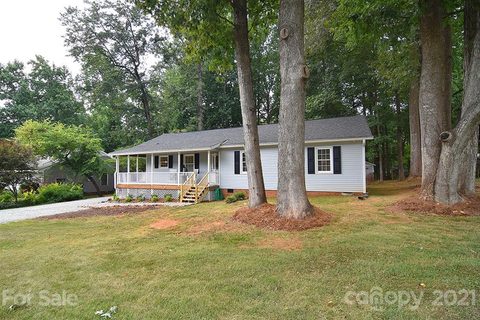 15420 Walnut Cove Drive