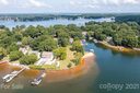 18000 Whispering Oaks Drive sold home in Cornelius, SC