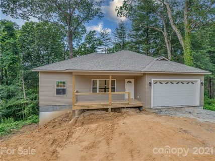 159 Plantation Drive sold home in Windsor Heights, Hendersonville, NC