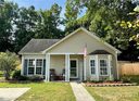140 Everett Park Drive sold home in Mooresville, SC