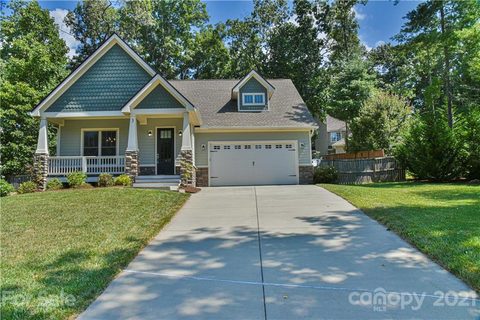 3 Ayr Court sold home in Quail Hollow, Arden, NC