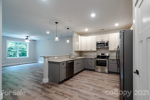 138 Foxden Drive 101