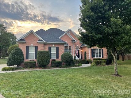 2909 Dahlonega Court