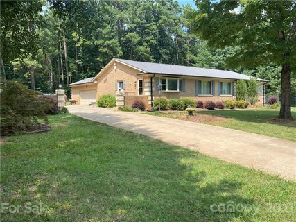 25 Bowen Drive sold home in Branch Woods, Belmont, NC