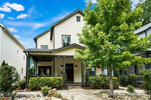 3217 N Mcdowell Street