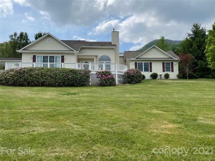 30 Gordon Drive sold home in Butler Hills, Waynesville, NC