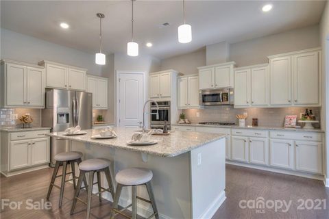 3013 Renoir Point 351