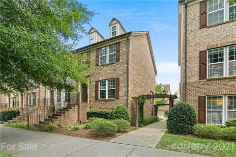 230 W Bland Street sold townhome in The Block at Church Street, Charlotte, NC