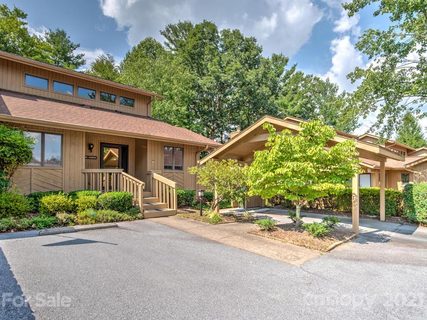 301 Red Oak Drive