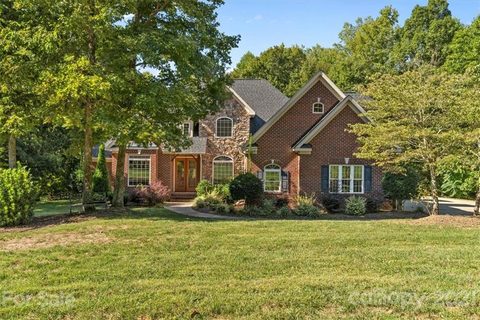 4052 Ancestry Circle sold home in Weddington Heritage, Weddington, NC