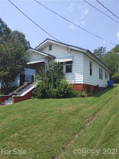 28 Woodrow Avenue