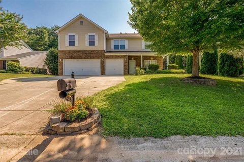 3483 Fallowbrook Forest None
