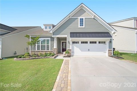 10044 Berkeley Castle Drive