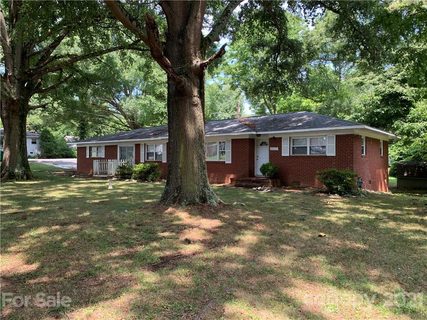 6203 Robinson Church Road sold home in Shenandoah Park, Charlotte, NC