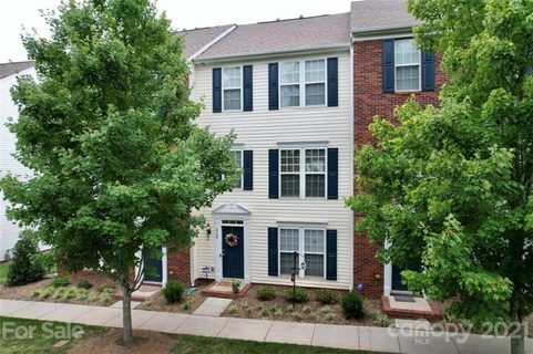 15720 Kensington Palace Lane