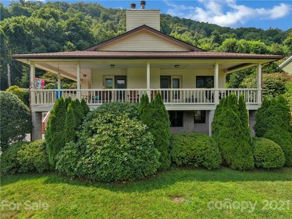 352 Lewis Lane sold home in Maggie Valley Estates, Maggie Valley, NC