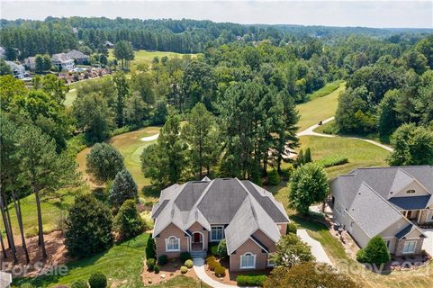 7280 Woodside Court
