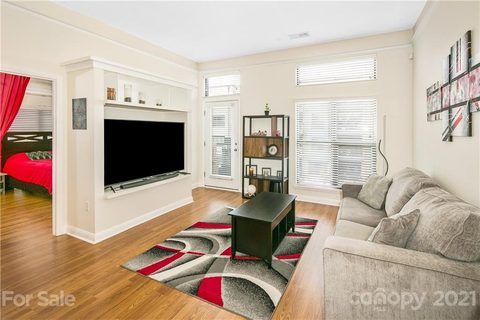 424 New Bern Station Court sold condo in 3030 South, Charlotte, NC