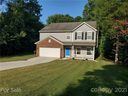 12121 New Bond Drive sold home in Huntersville, SC