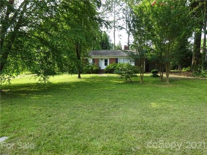2127 Sharon Avenue sold lot in Brookwood Hills, Charlotte, NC