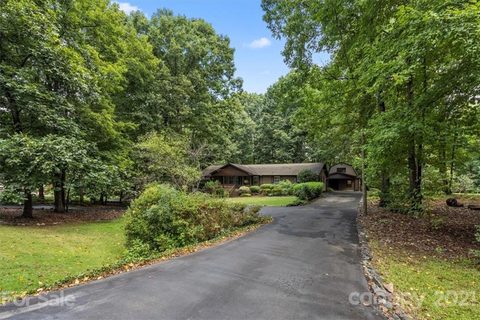 308 Jackson Place