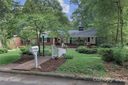 330 Oakwood Drive sold home in Statesville, SC