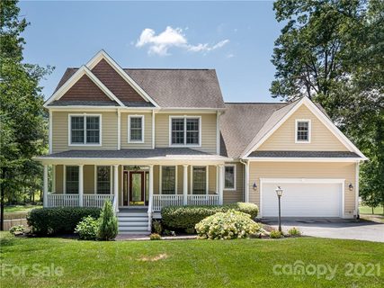 60 Duncan Estate Drive sold home in Duncan Creek Estates, Fletcher, NC