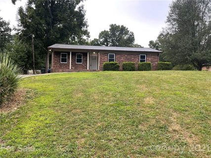 1555 Airport Road sold home in Cedar Hill, Salisbury, NC