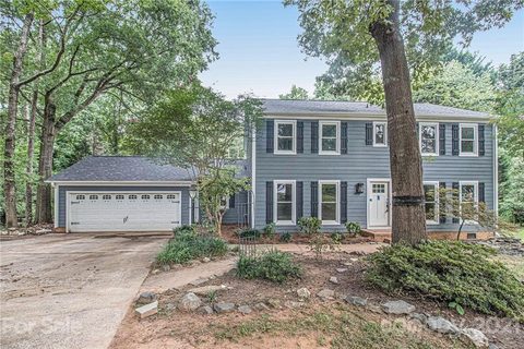 13905 Colt Court