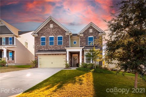 7833 Sawgrass Lane