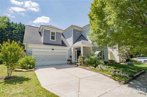 7530 Rolling Meadows Lane sold home in Stonegate Farms, Huntersville, NC